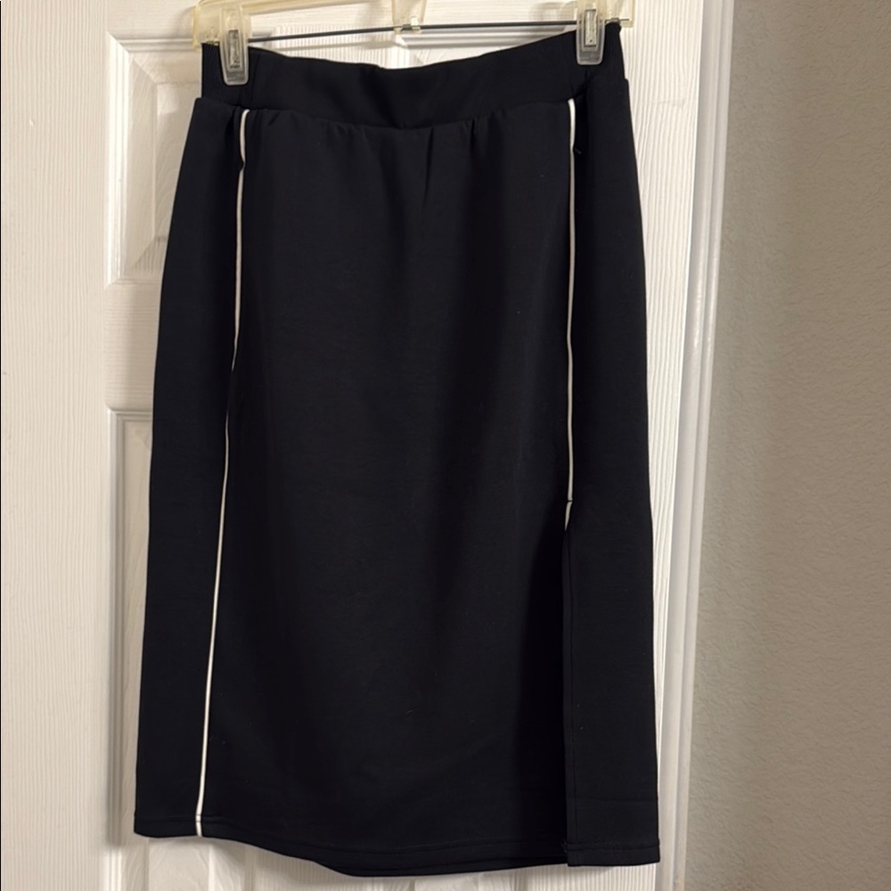 Aerie Black Skirt with White Accents